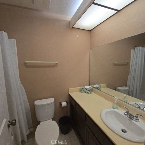 7605 N Jordan Avenue 6, Canoga Park, CA 91304