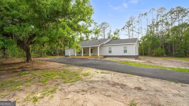 2021 Sparrow Lane, Blackshear, GA 31516