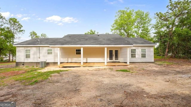 2021 Sparrow Lane, Blackshear, GA 31516