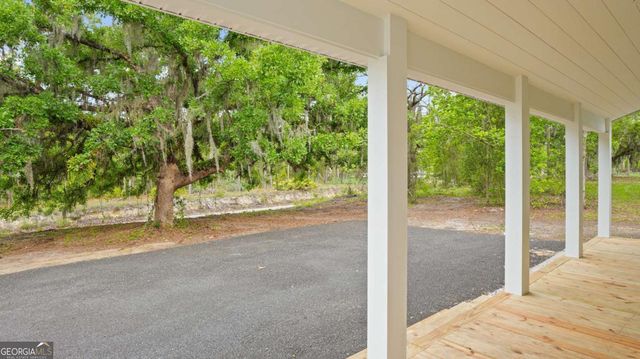 2021 Sparrow Lane, Blackshear, GA 31516
