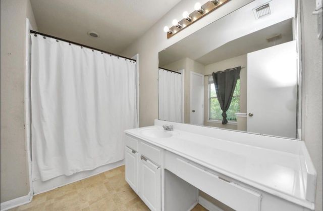 4927 Bentonite Boulevard, Baytown, TX 77521