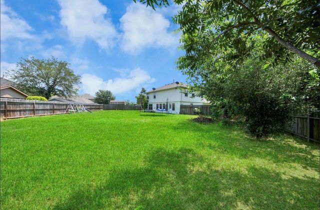 4927 Bentonite Boulevard, Baytown, TX 77521
