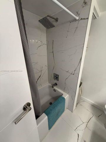 13499 Biscayne Blvd 1414, North Miami, FL 33181