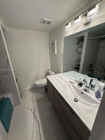 13499 Biscayne Blvd 1414, North Miami, FL 33181