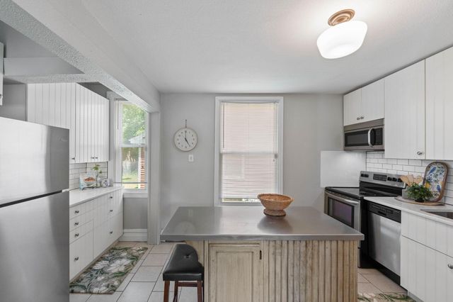 633 Kent Street, Saint Paul, MN 55103