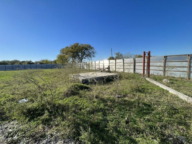 36847 001 Richard Frey Rd Drive, Hempstead, TX 77445
