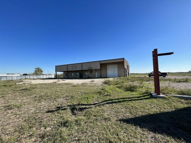 36847 001 Richard Frey Rd Drive, Hempstead, TX 77445