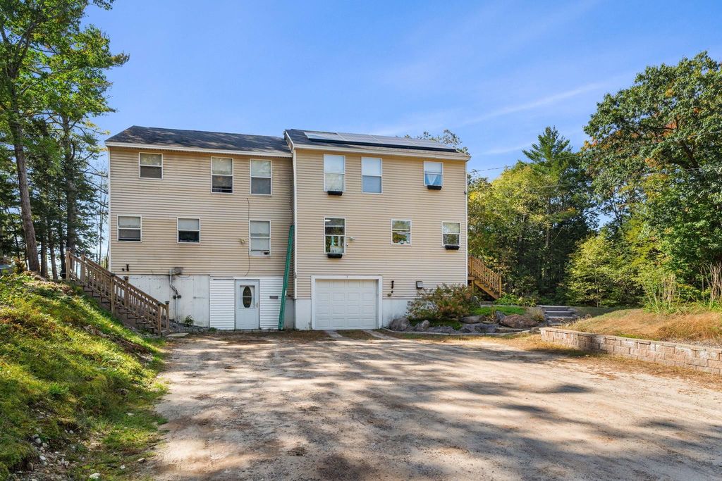 139 Old Town Road B, Weare, NH 03281