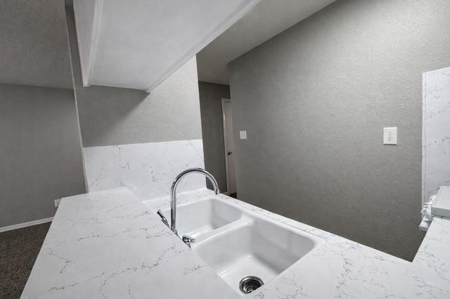 414 Marshall Street 21, Houston, TX 77006