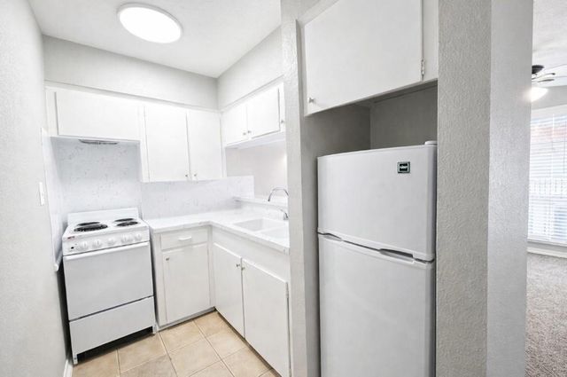 414 Marshall Street 21, Houston, TX 77006