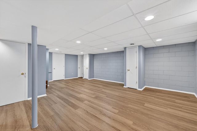 4168 S Kingan AVENUE, Saint Francis, WI 53235