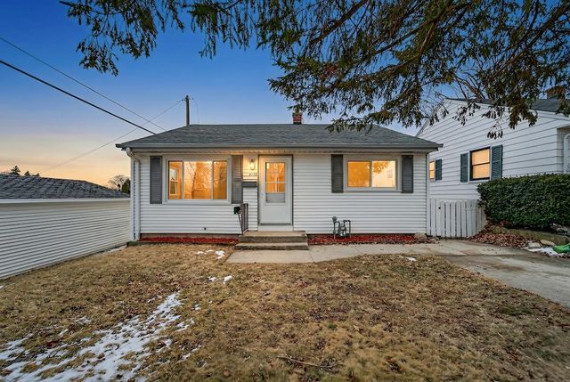 4168 S Kingan AVENUE, Saint Francis, WI 53235