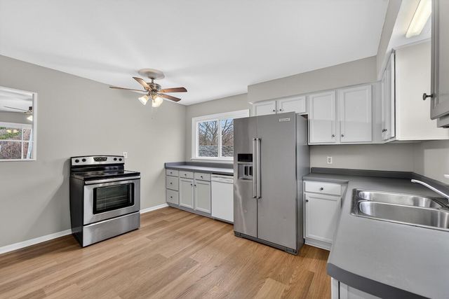 4168 S Kingan AVENUE, Saint Francis, WI 53235