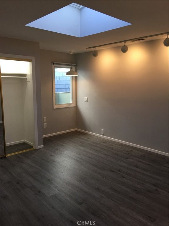Image 14 of property listing at Address unavailable.