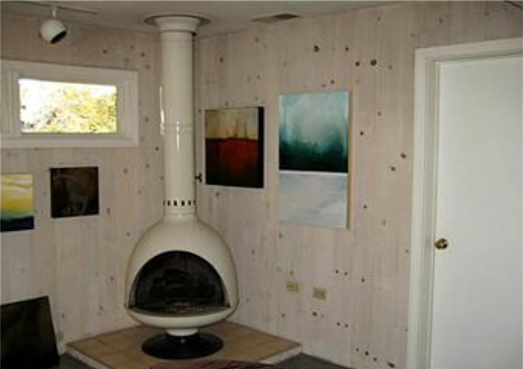 Image 45 of property listing at Address unavailable.