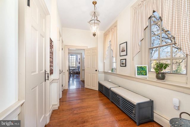 10 HULL DR, East Berlin, PA 17316