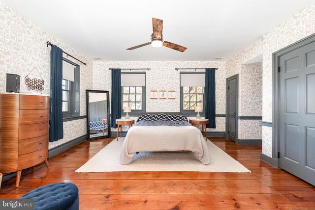 10 HULL DR, East Berlin, PA 17316