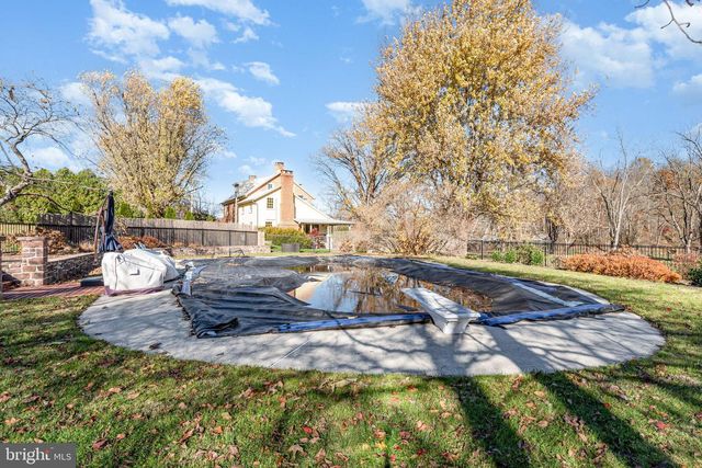 10 HULL DR, East Berlin, PA 17316