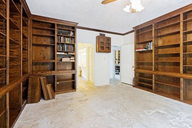 10805 Colony Wood Place, The Woodlands, TX 77380