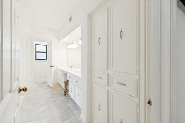 10805 Colony Wood Place, The Woodlands, TX 77380