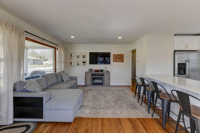 129 Pine Street, Lowell, IN 46356