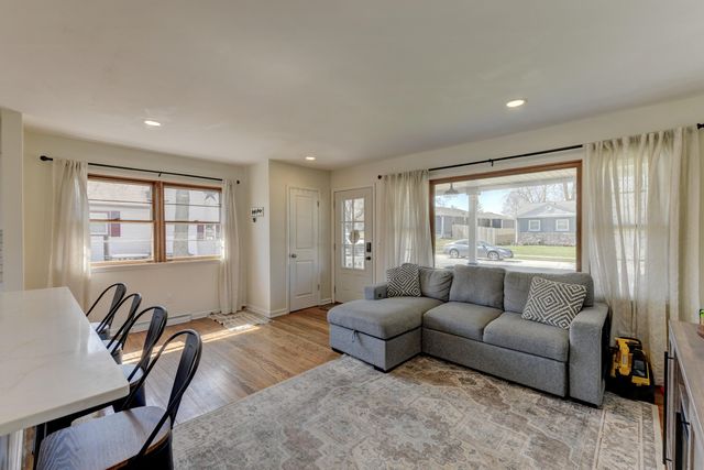 129 Pine Street, Lowell, IN 46356