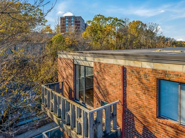 10 Main 602, Framingham, MA 01702