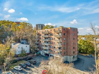 10 Main 602, Framingham, MA 01702