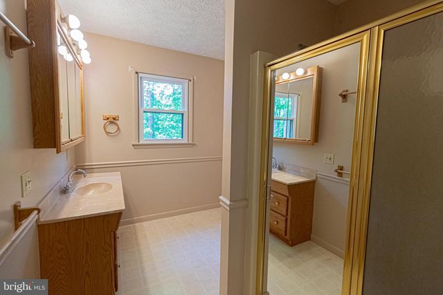 630 LAKE CAROLINE DRIVE, Ruther Glen, VA 22546