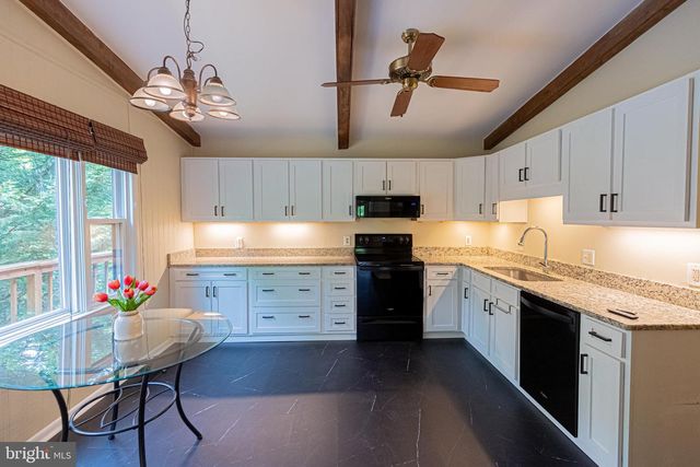 630 LAKE CAROLINE DRIVE, Ruther Glen, VA 22546