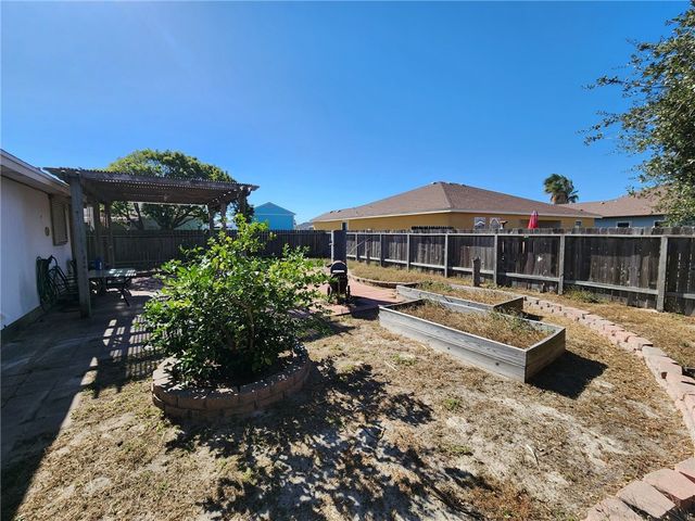 14721 Lighthouse Dr, Corpus Christi, TX 78418