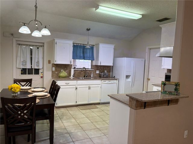 14721 Lighthouse Dr, Corpus Christi, TX 78418