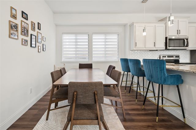 916 Crockett Street, Aubrey, TX 76227