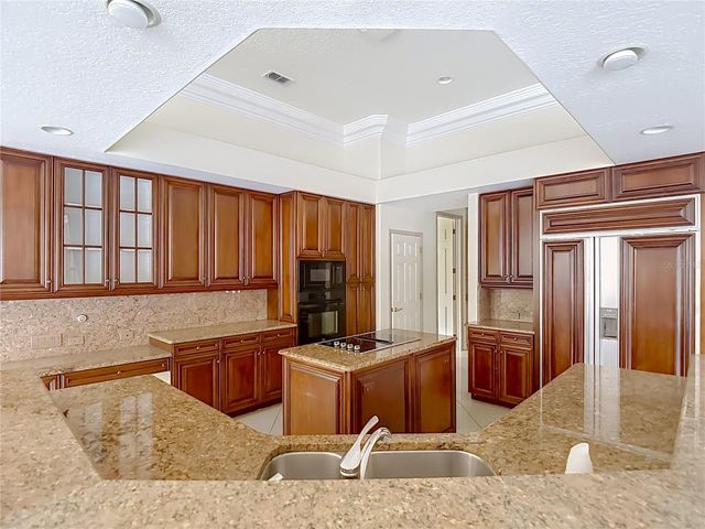 9460 BEARFOOT TRAIL, Weeki Wachee, FL 34613