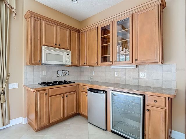 9460 BEARFOOT TRAIL, Weeki Wachee, FL 34613