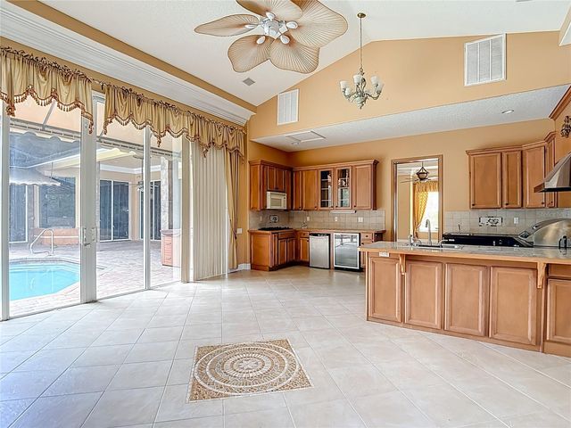 9460 BEARFOOT TRAIL, Weeki Wachee, FL 34613