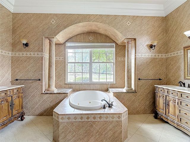 9460 BEARFOOT TRAIL, Weeki Wachee, FL 34613