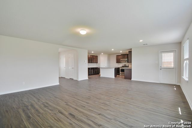 6038 Akin Quay, San Antonio, TX 78261