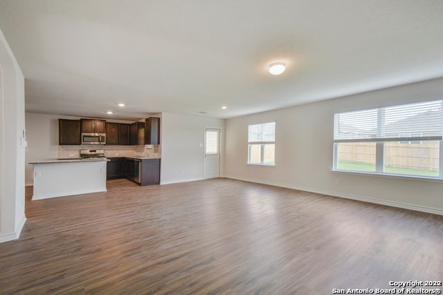 6038 Akin Quay, San Antonio, TX 78261