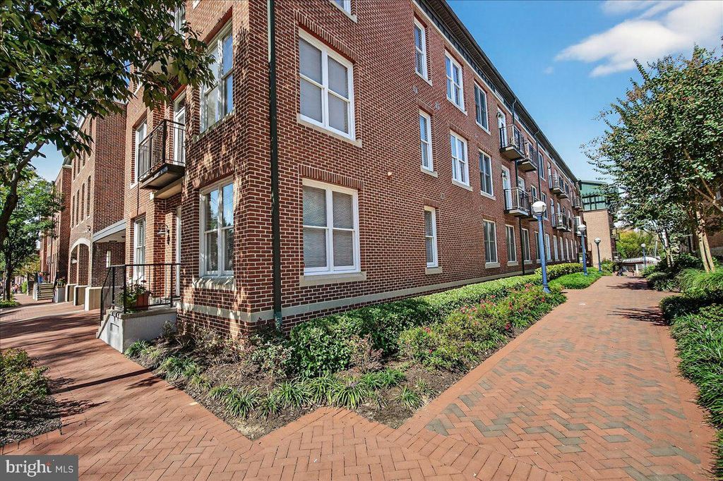 Image 104 of property listing at 35 E ALL SAINTS ST #111, Frederick, MD 21701