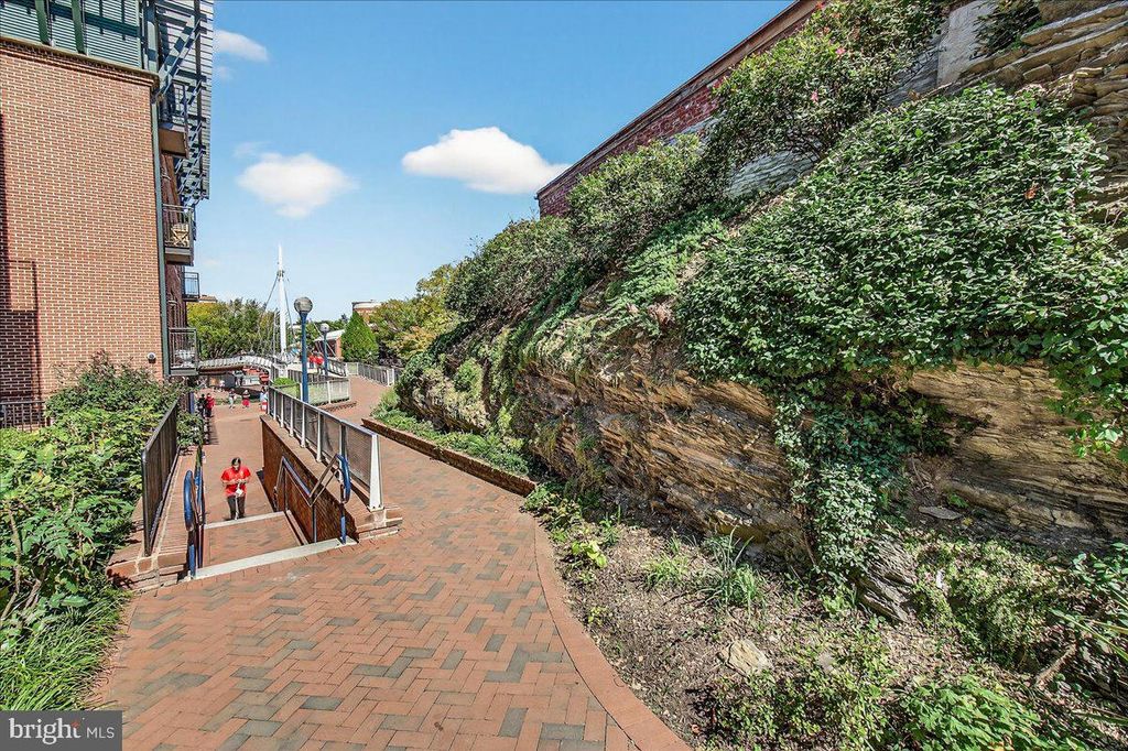 Image 105 of property listing at 35 E ALL SAINTS ST #111, Frederick, MD 21701