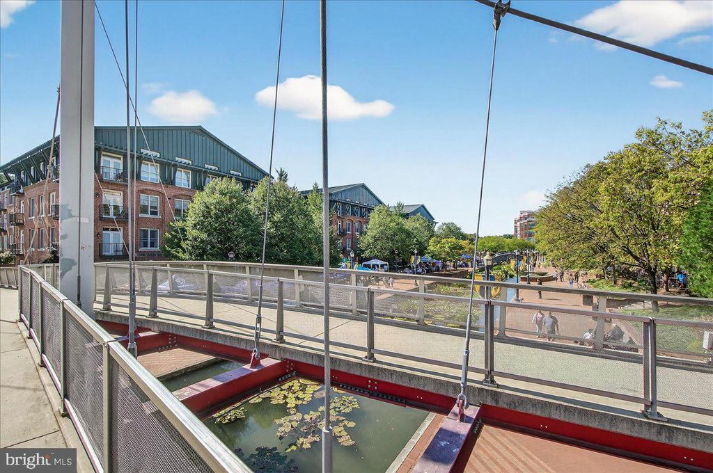 Image 121 of property listing at 35 E ALL SAINTS ST #111, Frederick, MD 21701