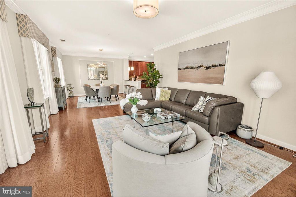 Image 13 of property listing at 35 E ALL SAINTS ST #111, Frederick, MD 21701