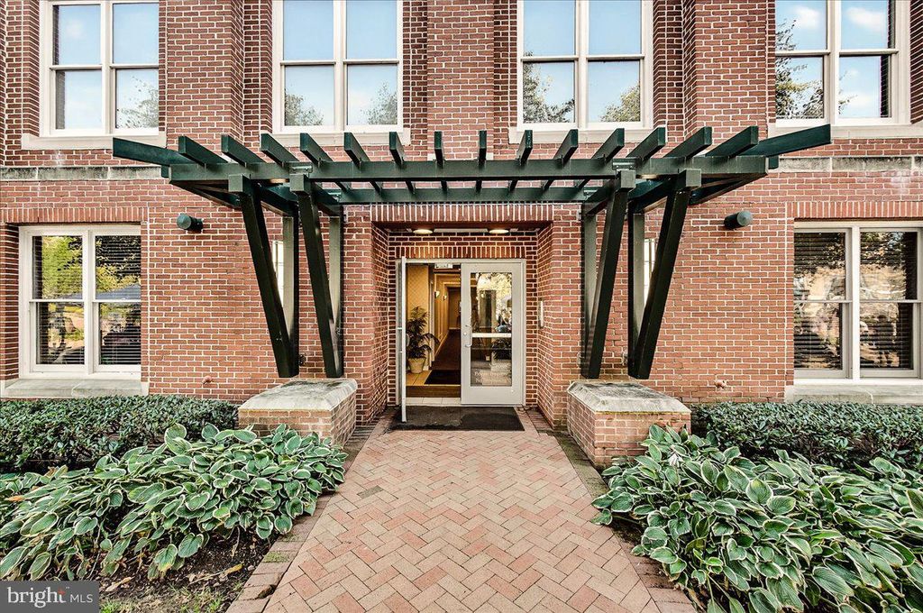Image 141 of property listing at 35 E ALL SAINTS ST #111, Frederick, MD 21701