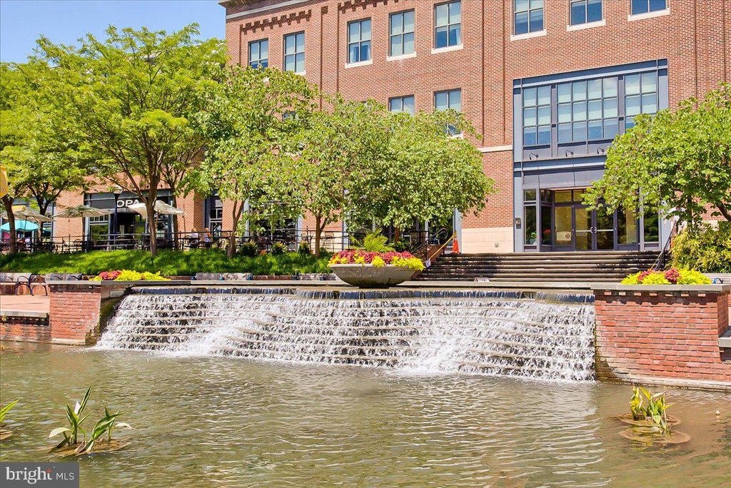 Image 85 of property listing at 35 E ALL SAINTS ST #111, Frederick, MD 21701