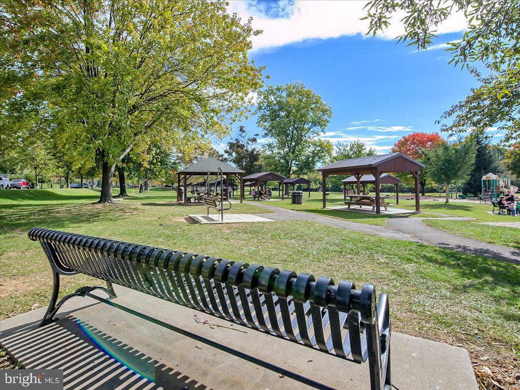 Image 94 of property listing at 35 E ALL SAINTS ST #111, Frederick, MD 21701
