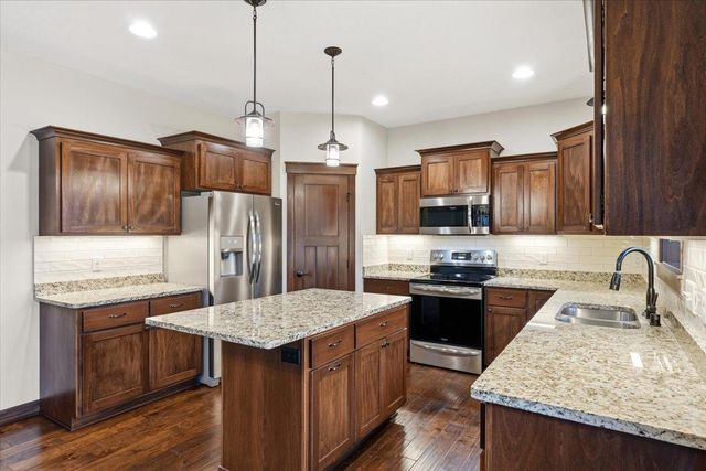 1846 White Pine Court, Stillwater, MN 55082