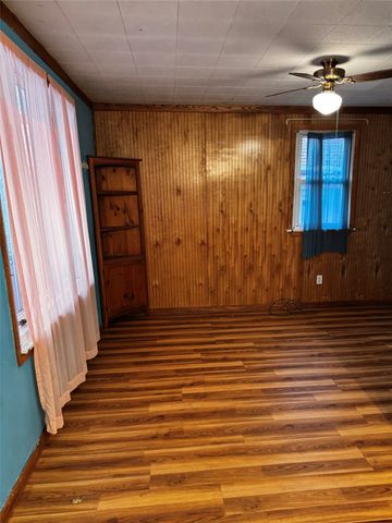 3912 LAKE PLEASANT Road, Erie, PA 16504