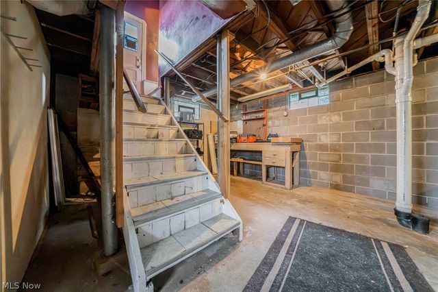 1347 Hammel Street, Akron, OH 44306