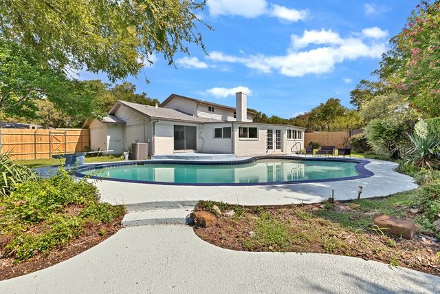 312 W Rio Grande Street, Garland, TX 75041